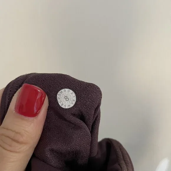 Lululemon Size 8 Purple Find Focus Mesh 7/8 Length Leggings Workout Athletic - Picture 7 of 8